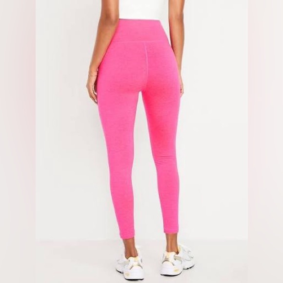 Old Navy Extra HighWaisted CloudComfy 7/8 Leggings hot pink Flamingo, Medium NWT - Picture 3 of 9